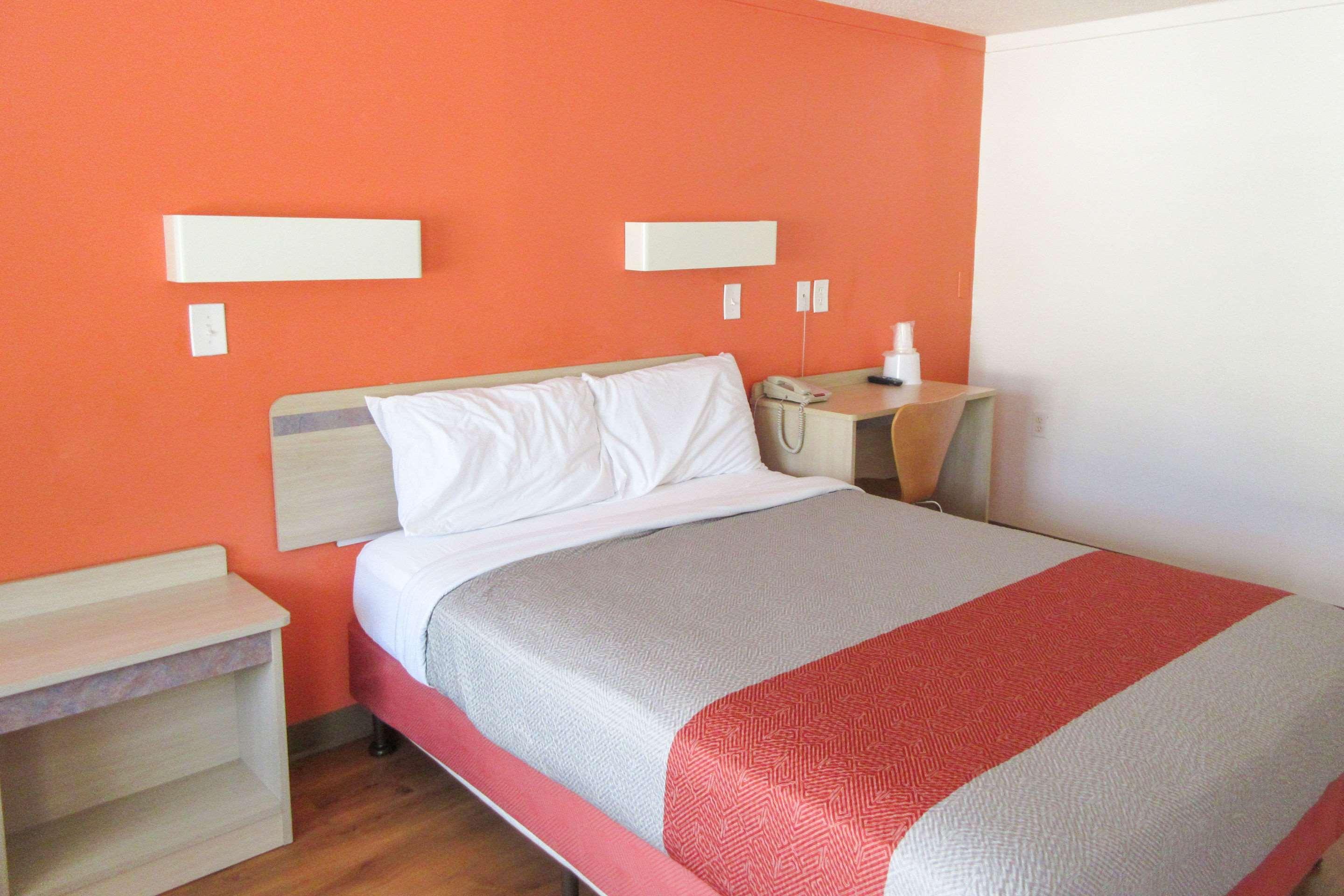 Rodeway Inn Altoona Ngoại thất bức ảnh