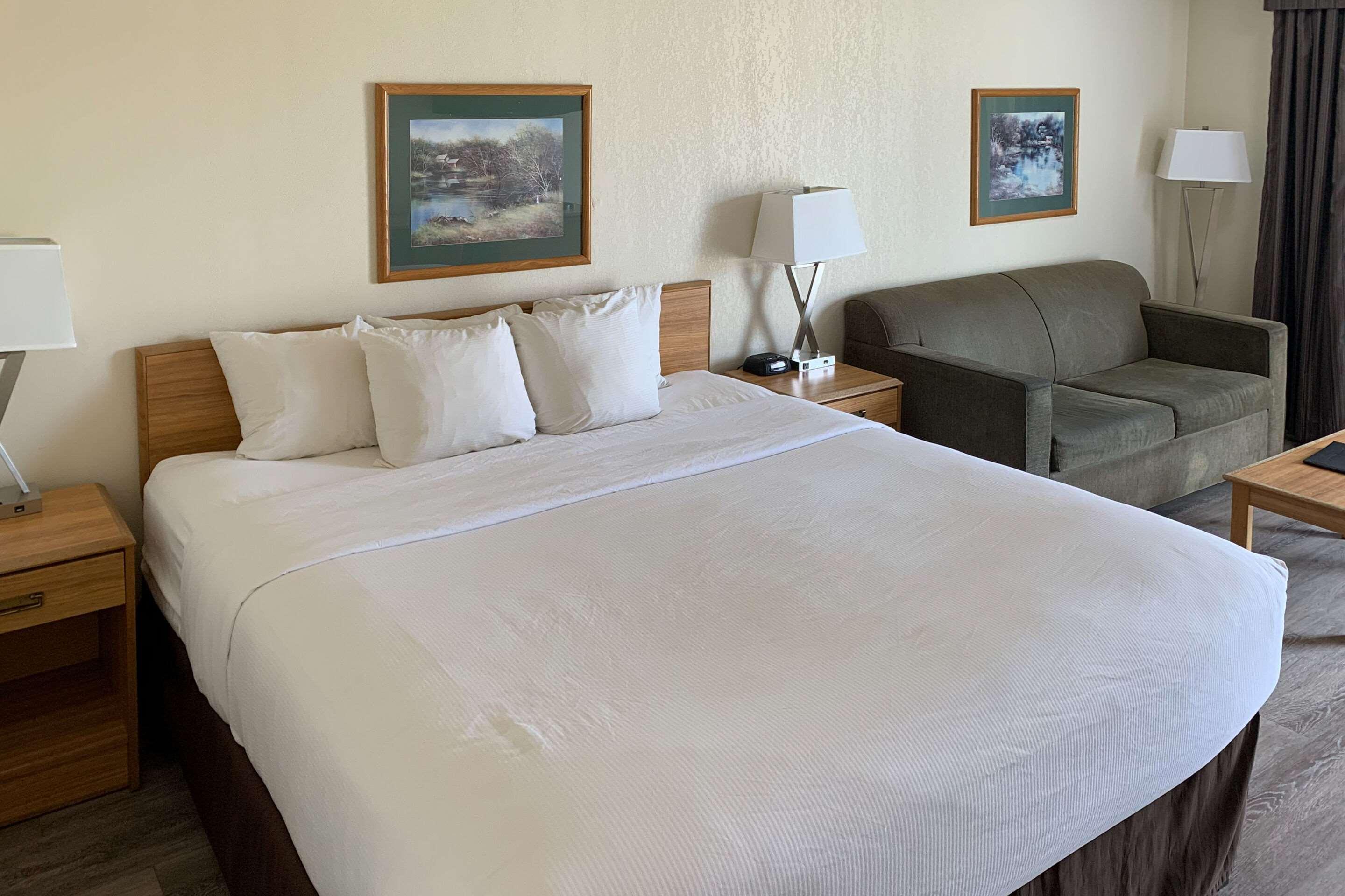 Rodeway Inn Altoona Ngoại thất bức ảnh