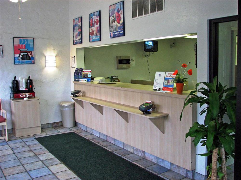 Rodeway Inn Altoona Nội địa bức ảnh